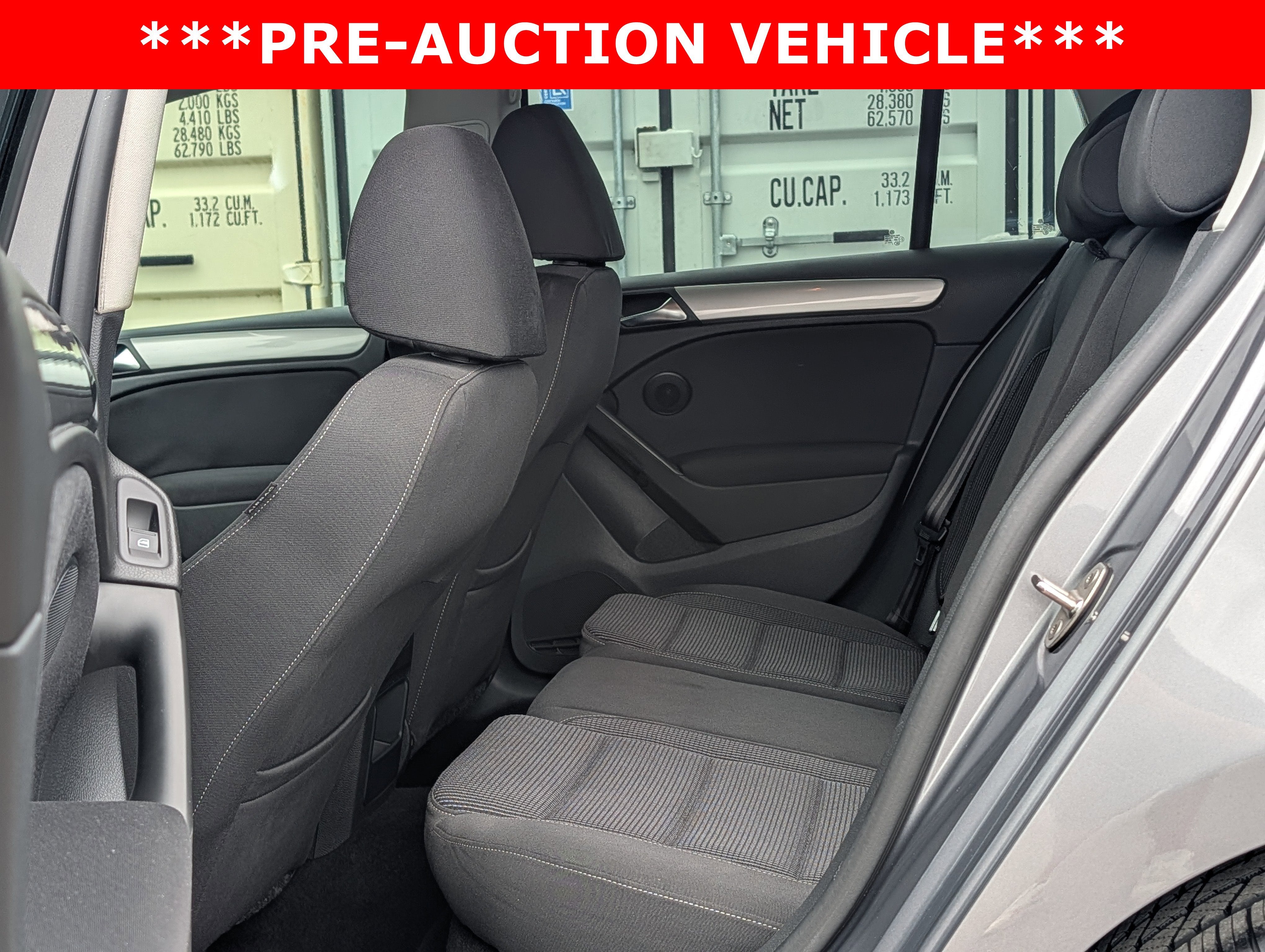 2013 Volkswagen Golf 2.5 4-Door