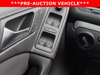 2013 Volkswagen Golf 2.5 4-Door