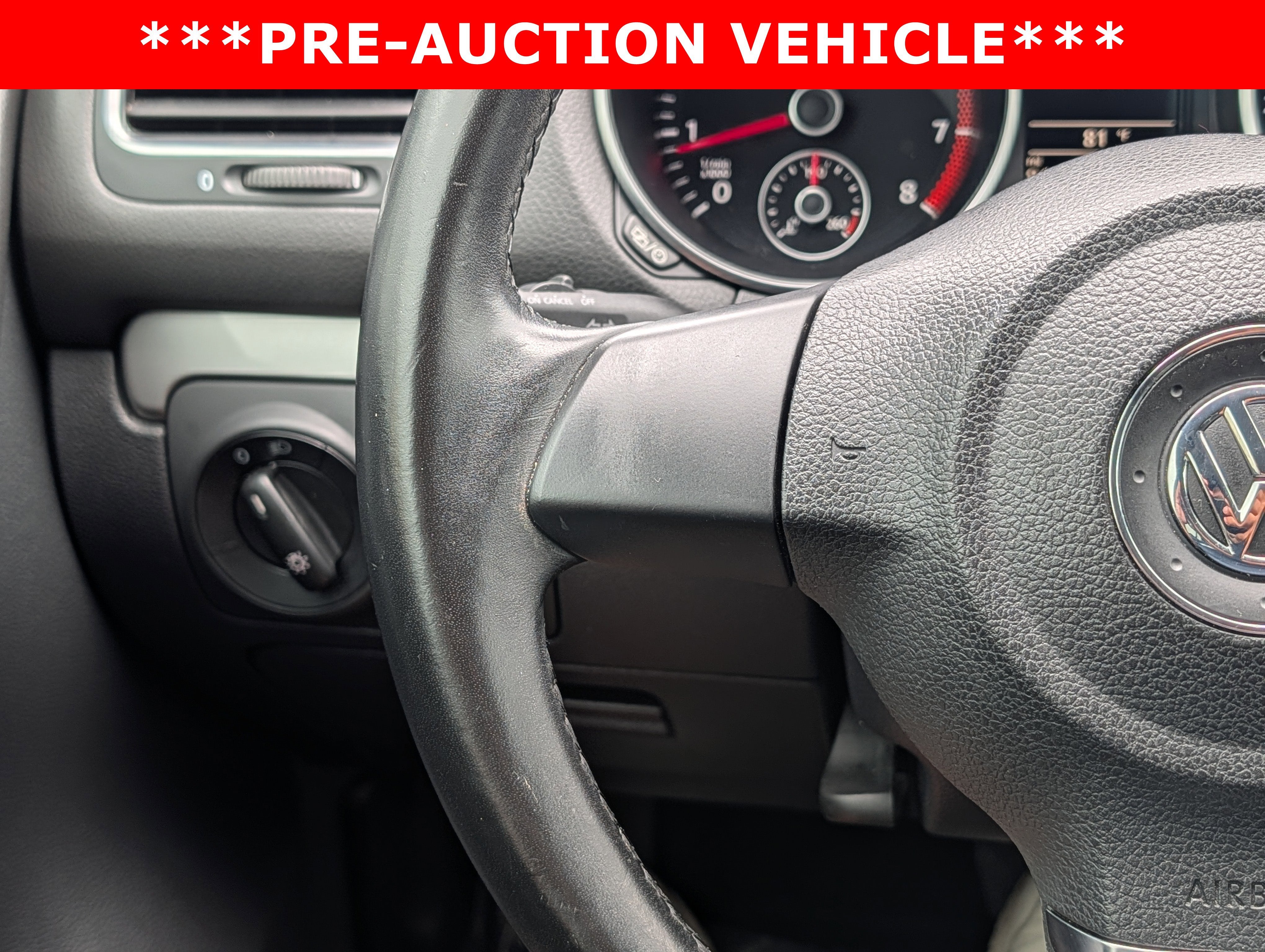 2013 Volkswagen Golf 2.5 4-Door