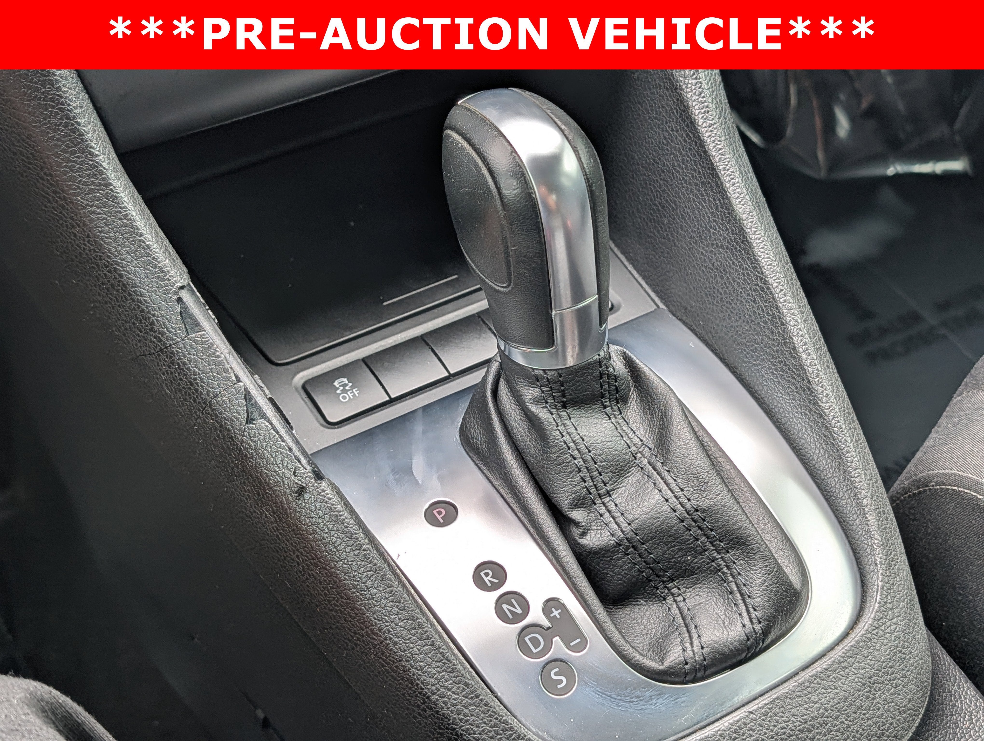 2013 Volkswagen Golf 2.5 4-Door