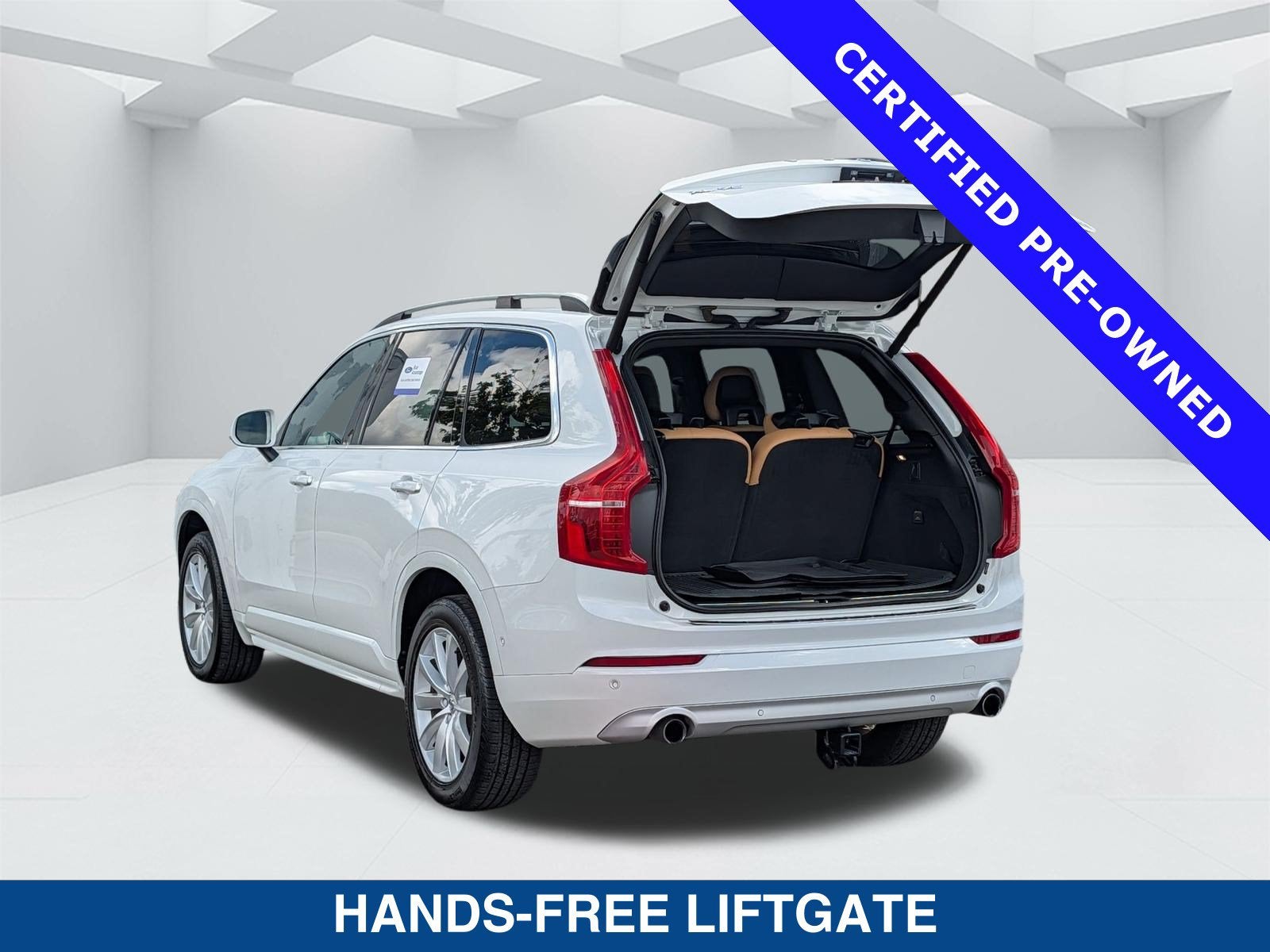 2018 Volvo XC90 T5 Momentum