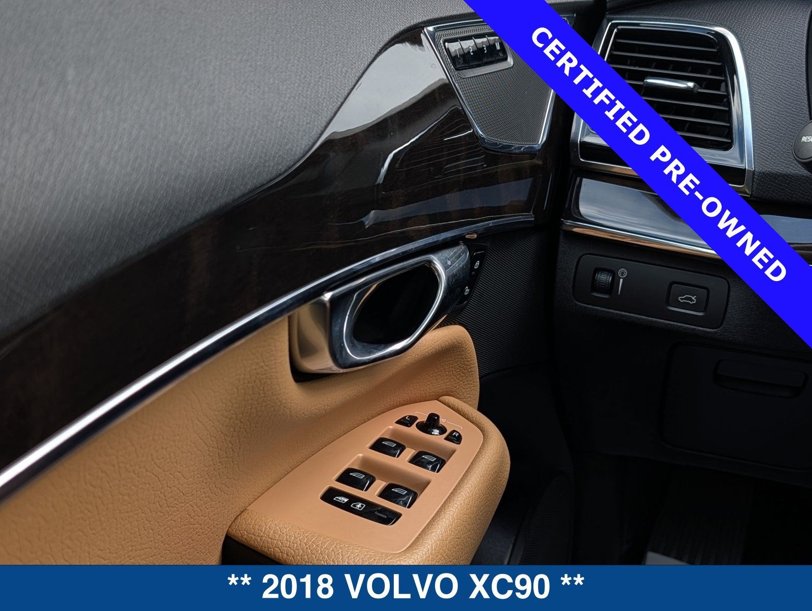 2018 Volvo XC90 T5 Momentum