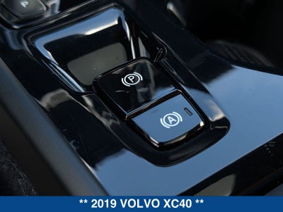 2019 Volvo XC40 T5 Inscription