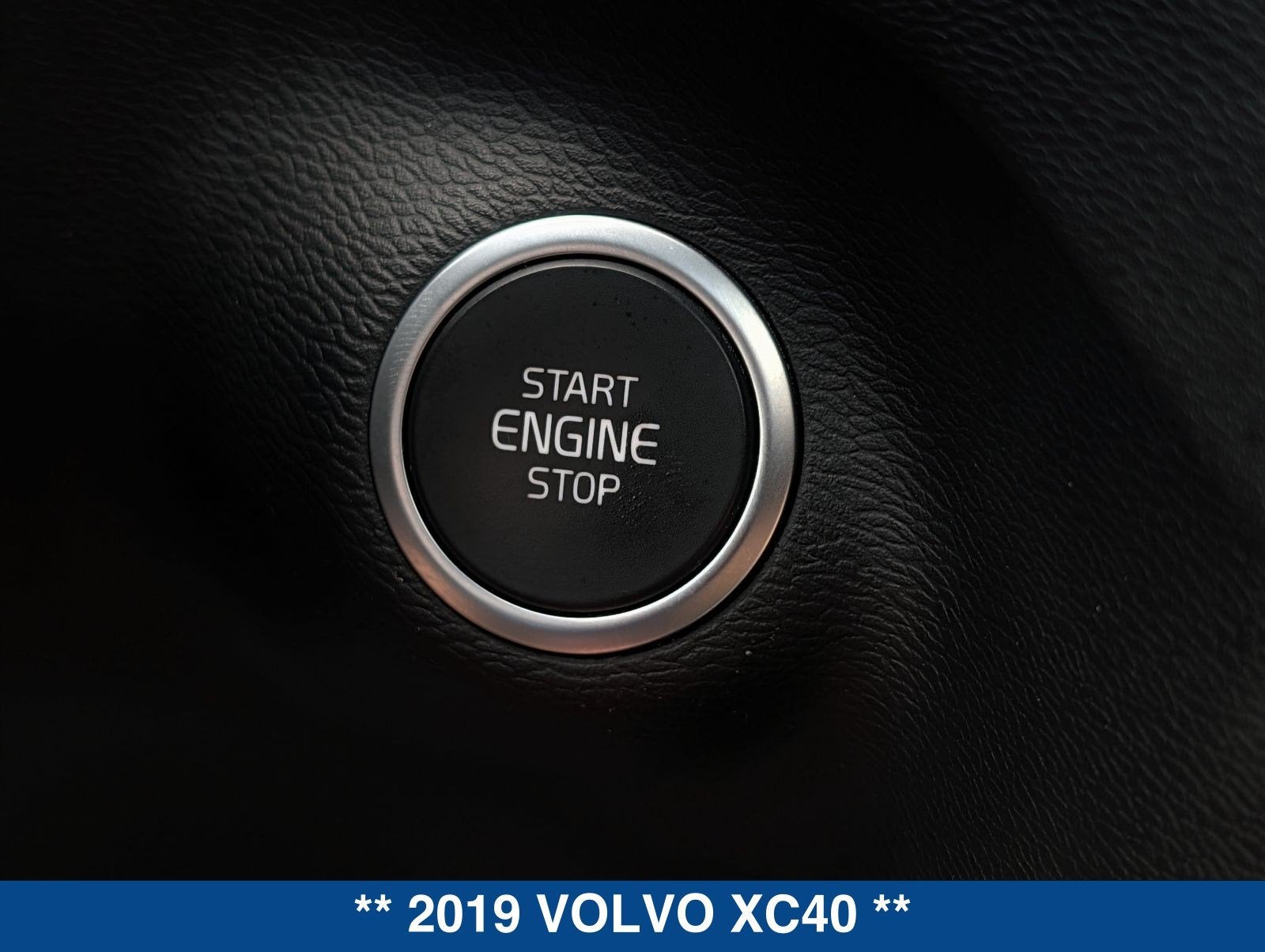 2019 Volvo XC40 T5 Inscription