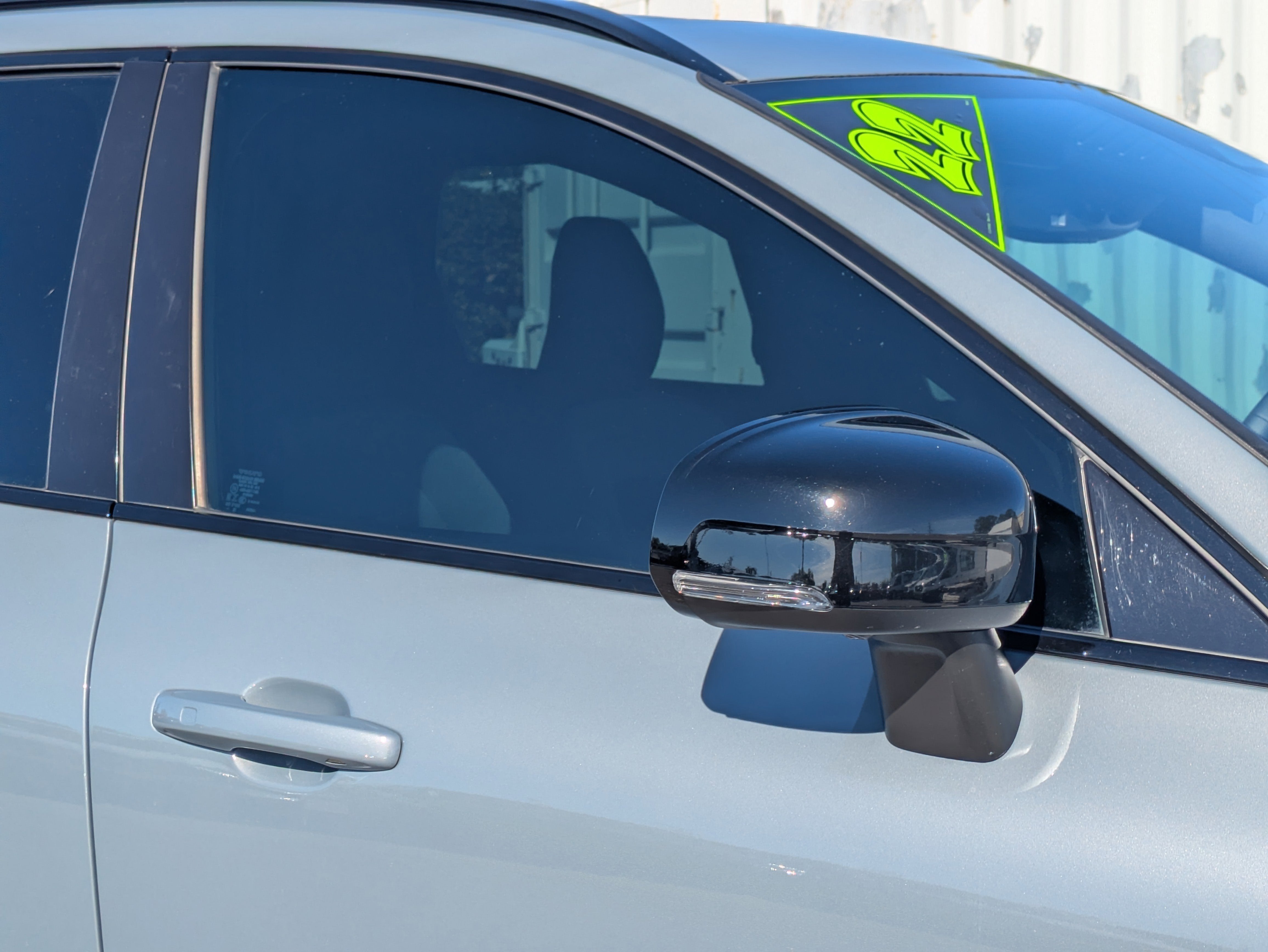 2022 Volvo XC60 B5 R-Design