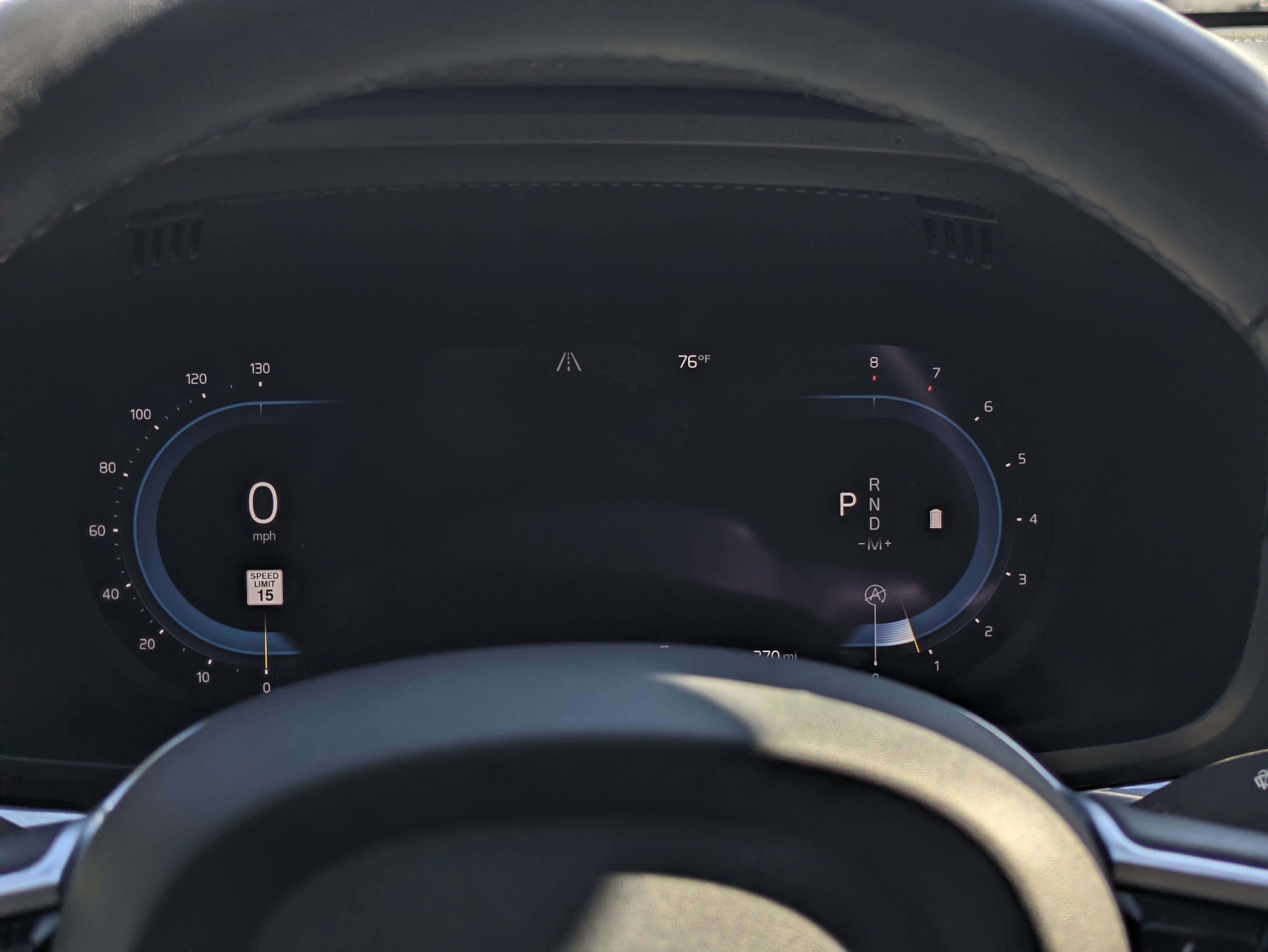 2022 Volvo XC60 B5 R-Design