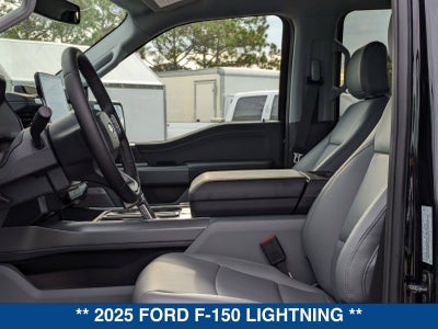 2025 Ford F-150 Lightning Flash
