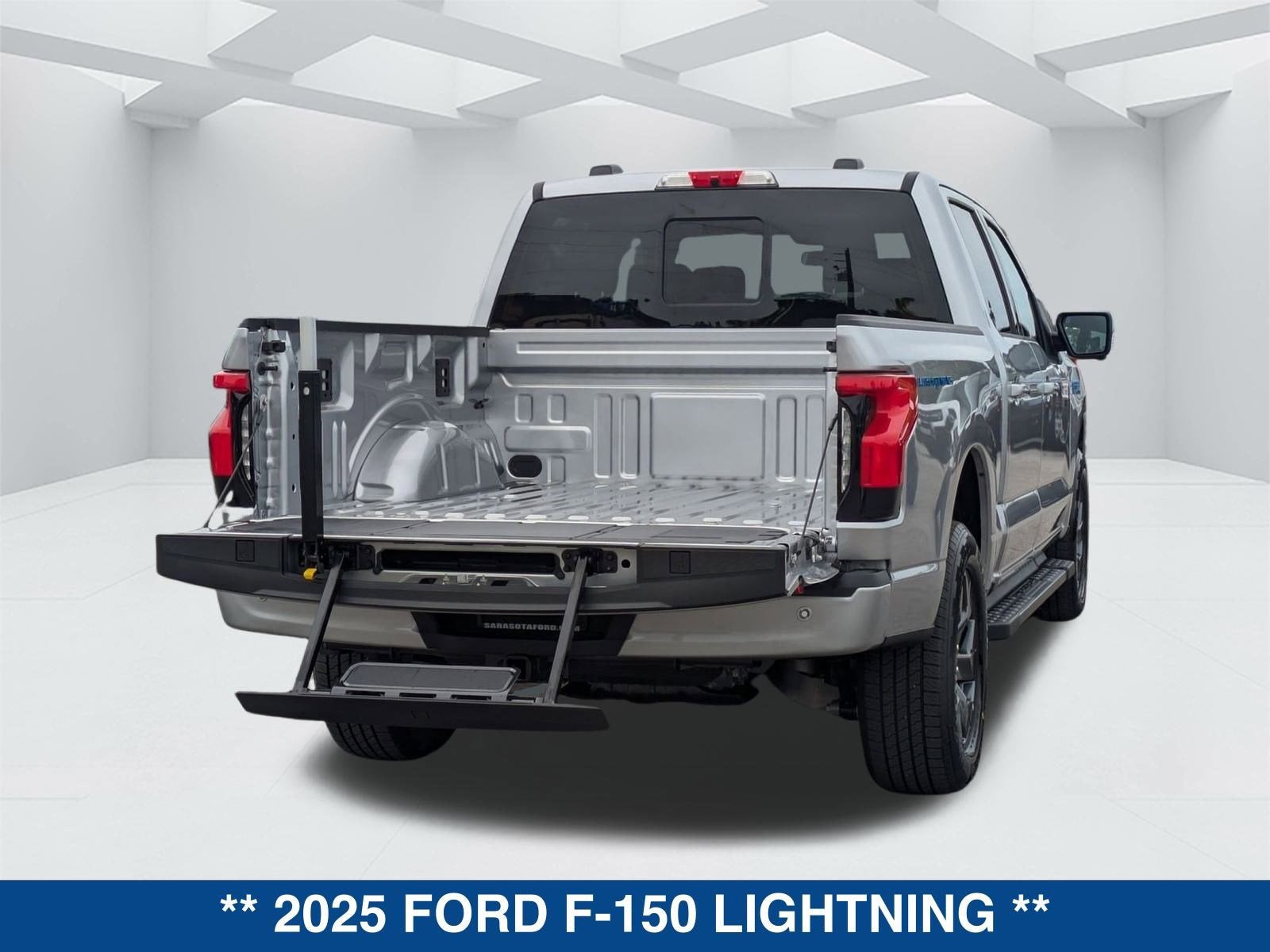 2025 Ford F-150 Lightning Lariat
