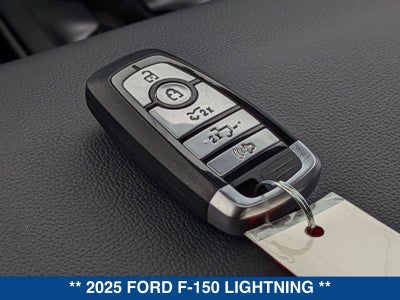 2025 Ford F-150 Lightning Lariat