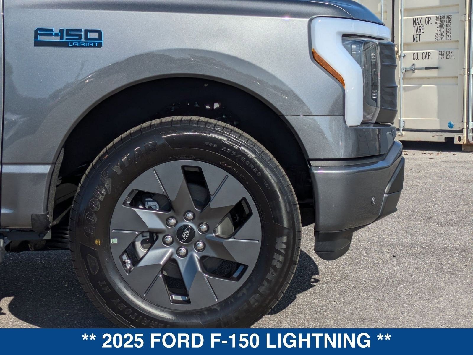 2025 Ford F-150 Lightning Lariat
