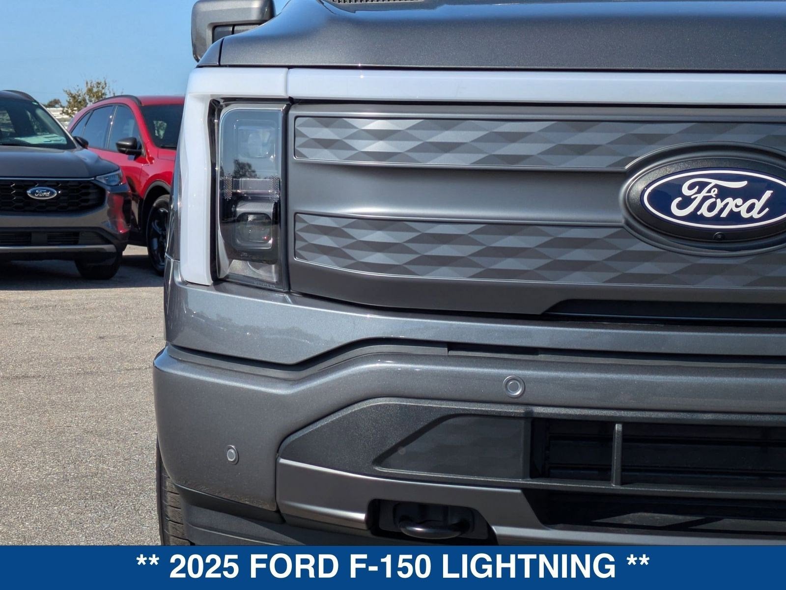 2025 Ford F-150 Lightning Lariat