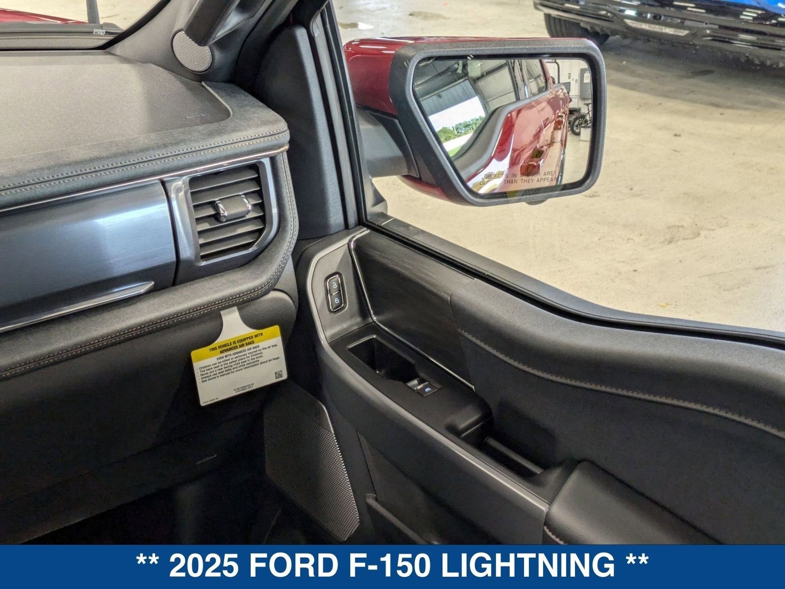 2025 Ford F-150 Lightning Lariat