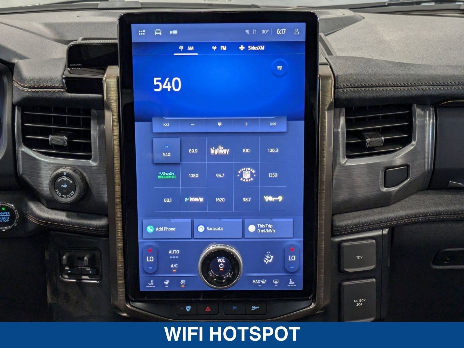 2025 Ford F-150 Lightning Lariat