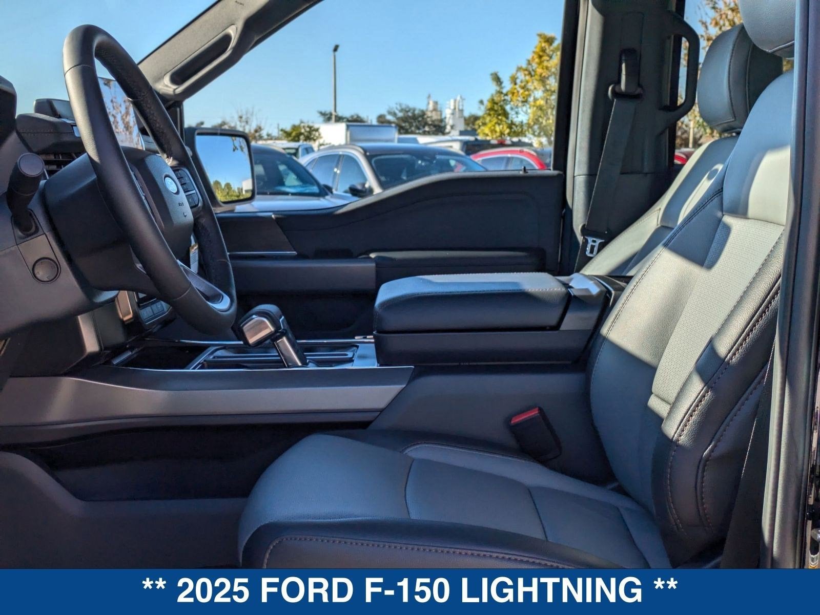 2025 Ford F-150 Lightning Lariat