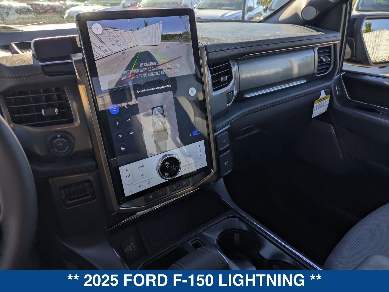 2025 Ford F-150 Lightning Lariat