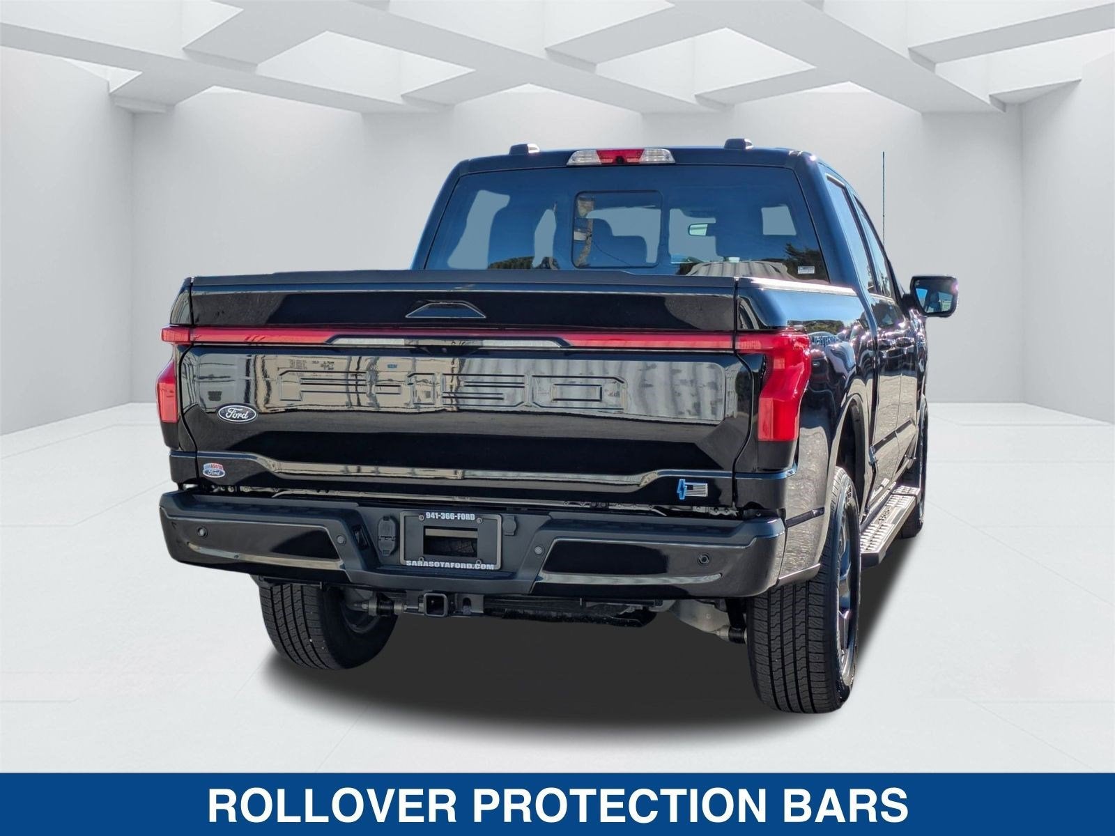 2025 Ford F-150 Lightning Lariat