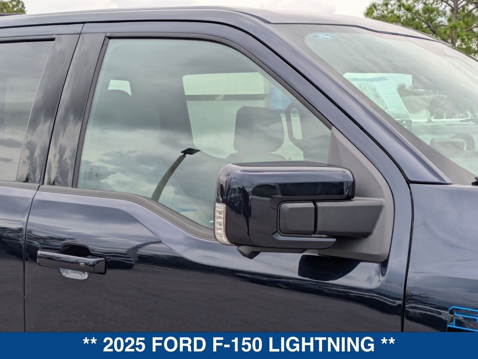 2025 Ford F-150 Lightning Lariat