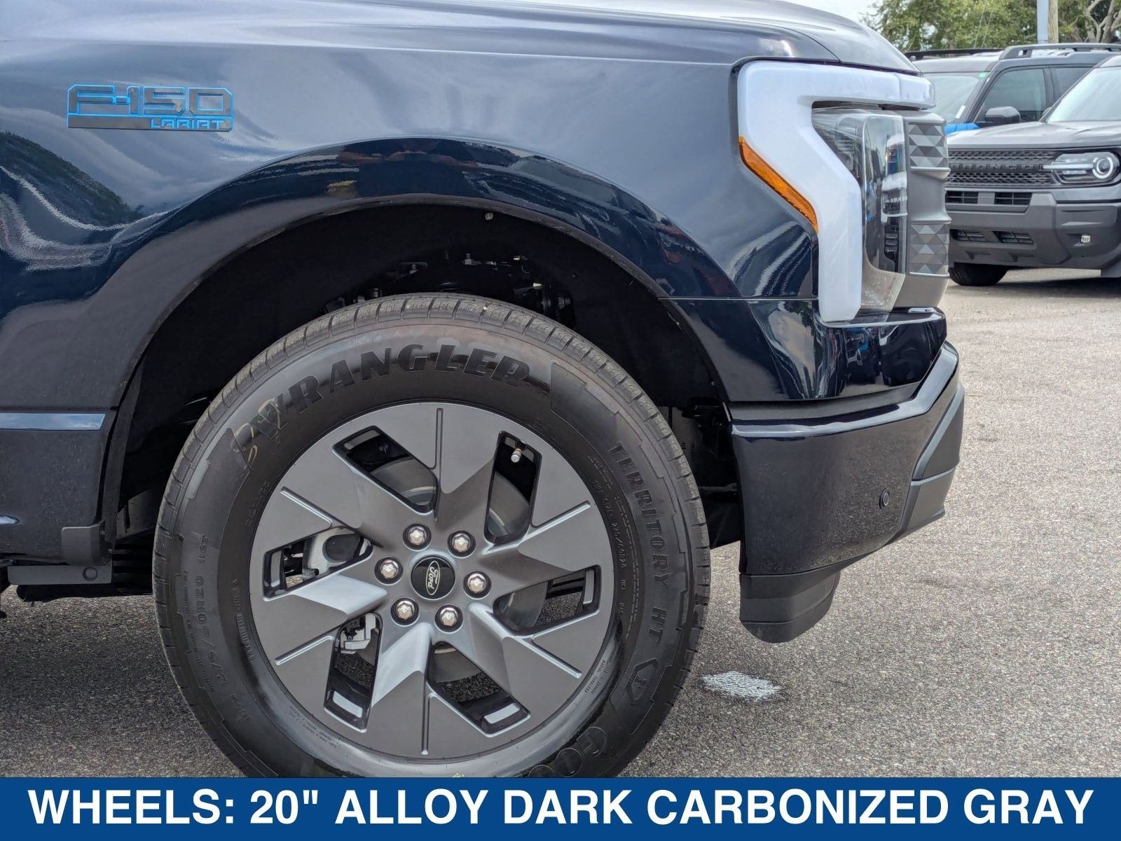 2025 Ford F-150 Lightning Lariat