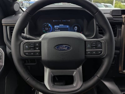 2025 Ford F-150 Lightning Lariat