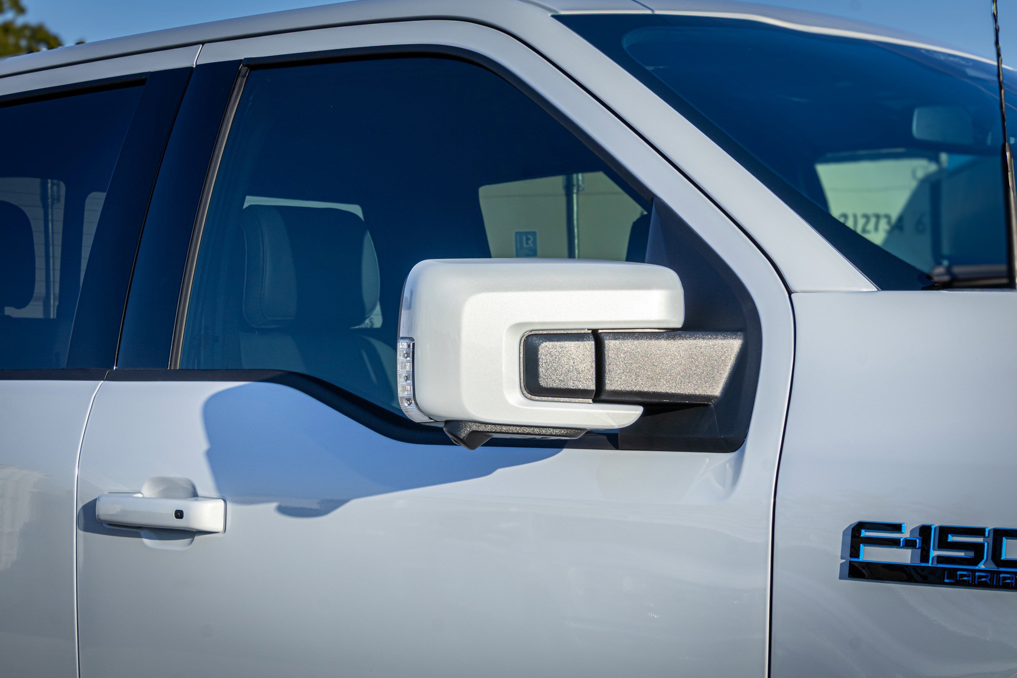 2025 Ford F-150 Lightning Lariat