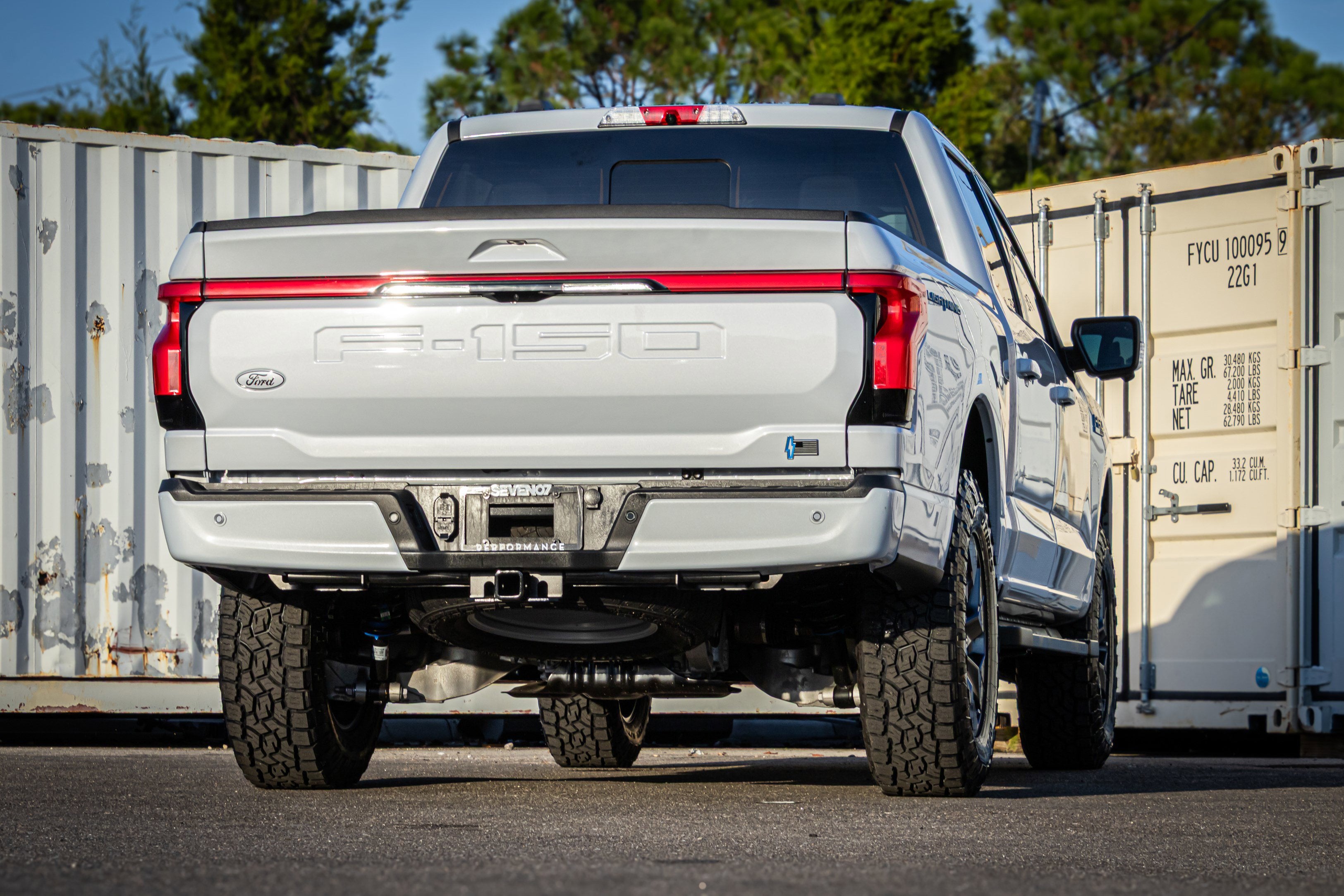 2025 Ford F-150 Lightning Lariat
