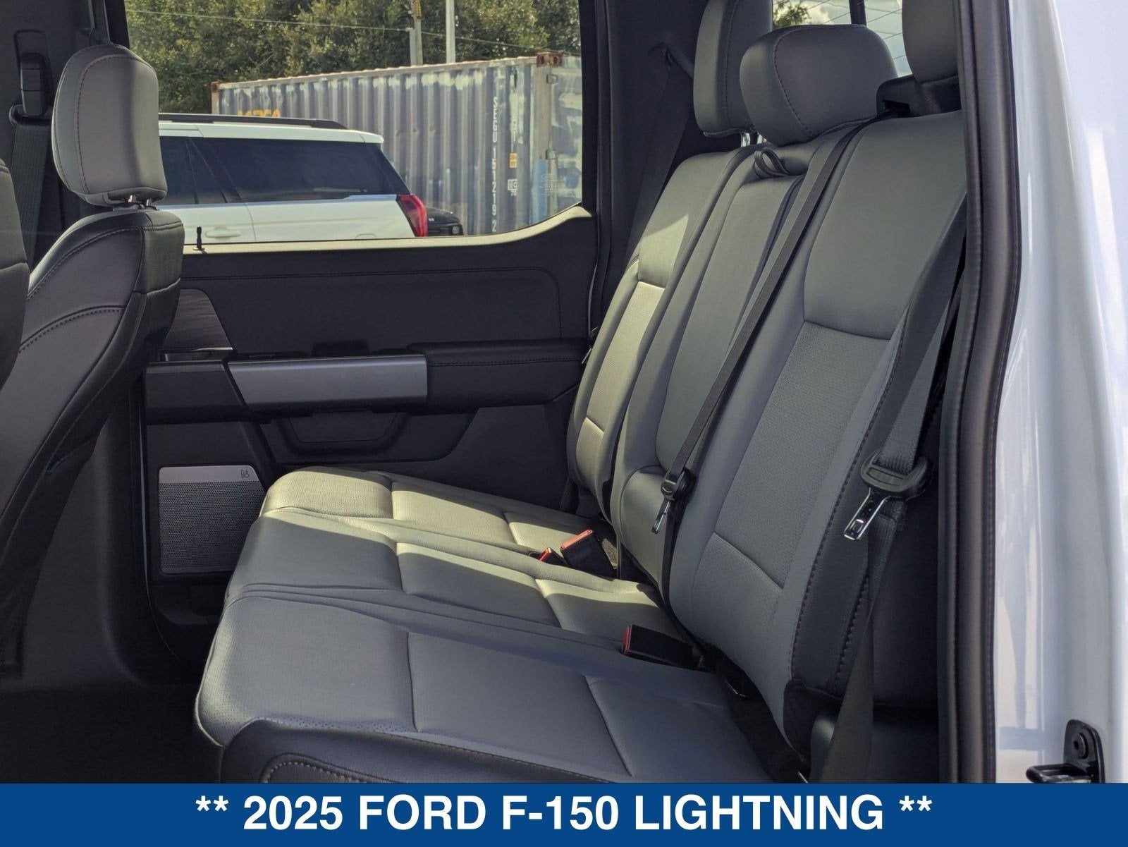 2025 Ford F-150 Lightning Lariat