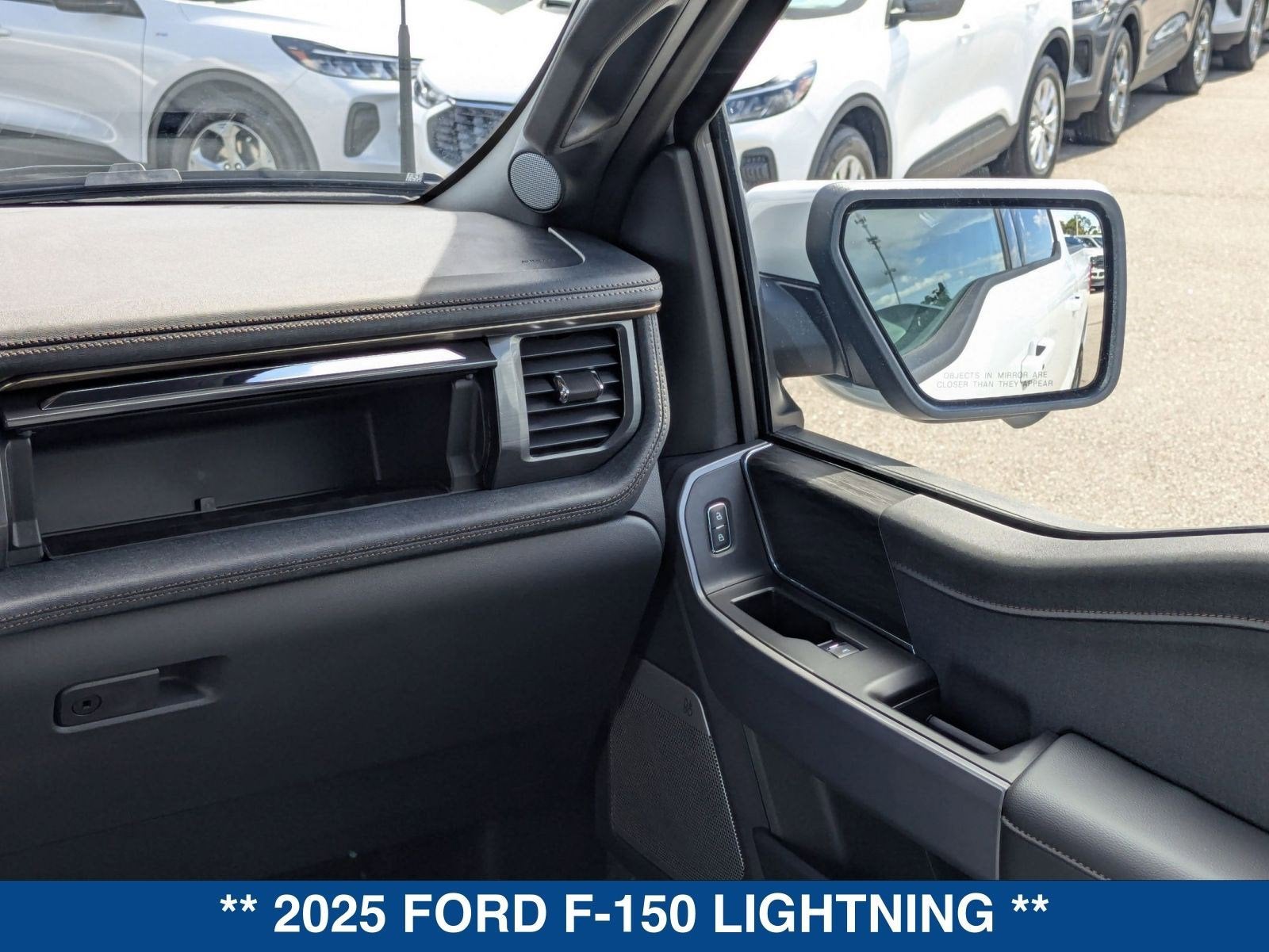 2025 Ford F-150 Lightning Lariat