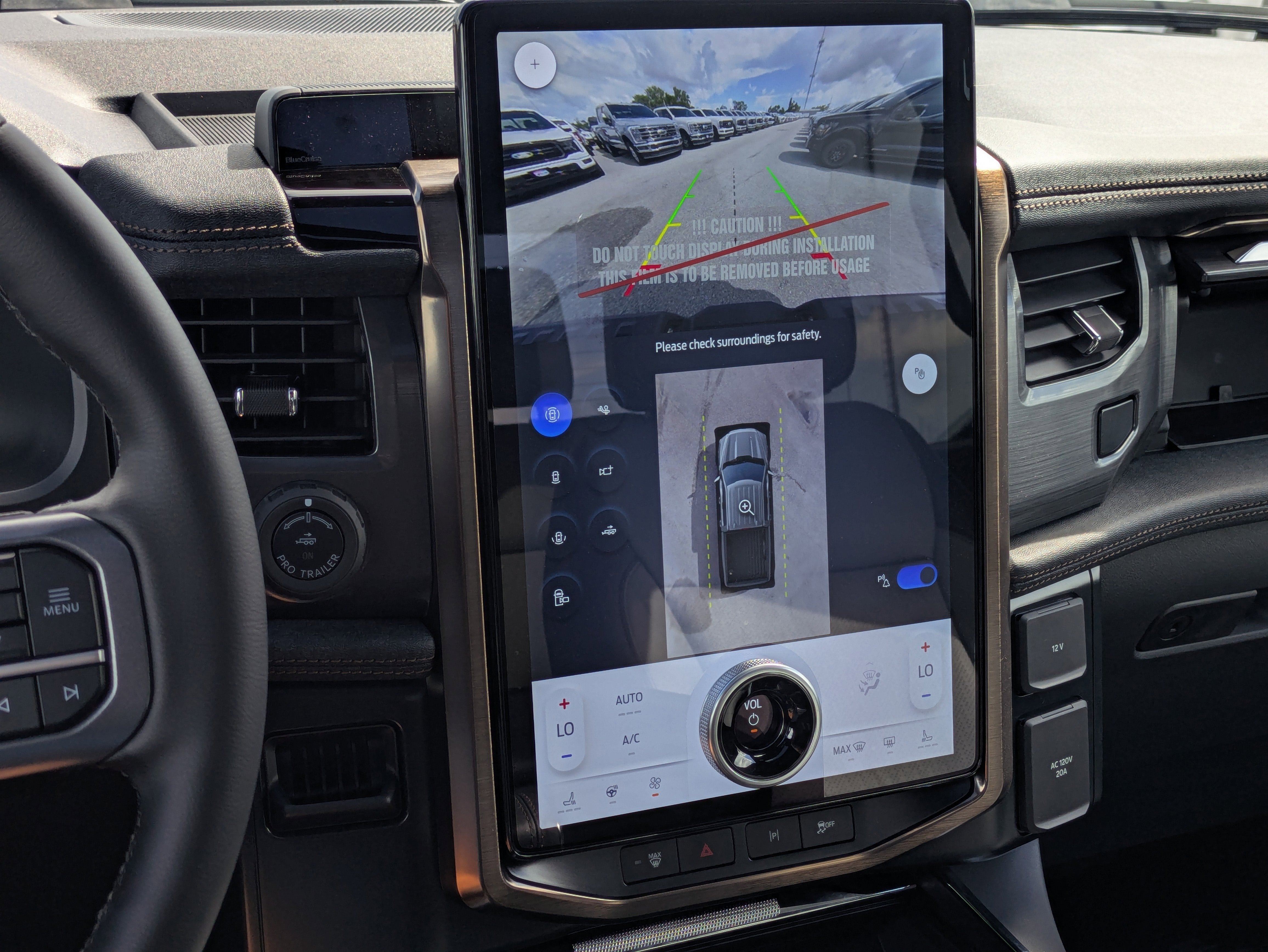 2025 Ford F-150 Lightning Lariat