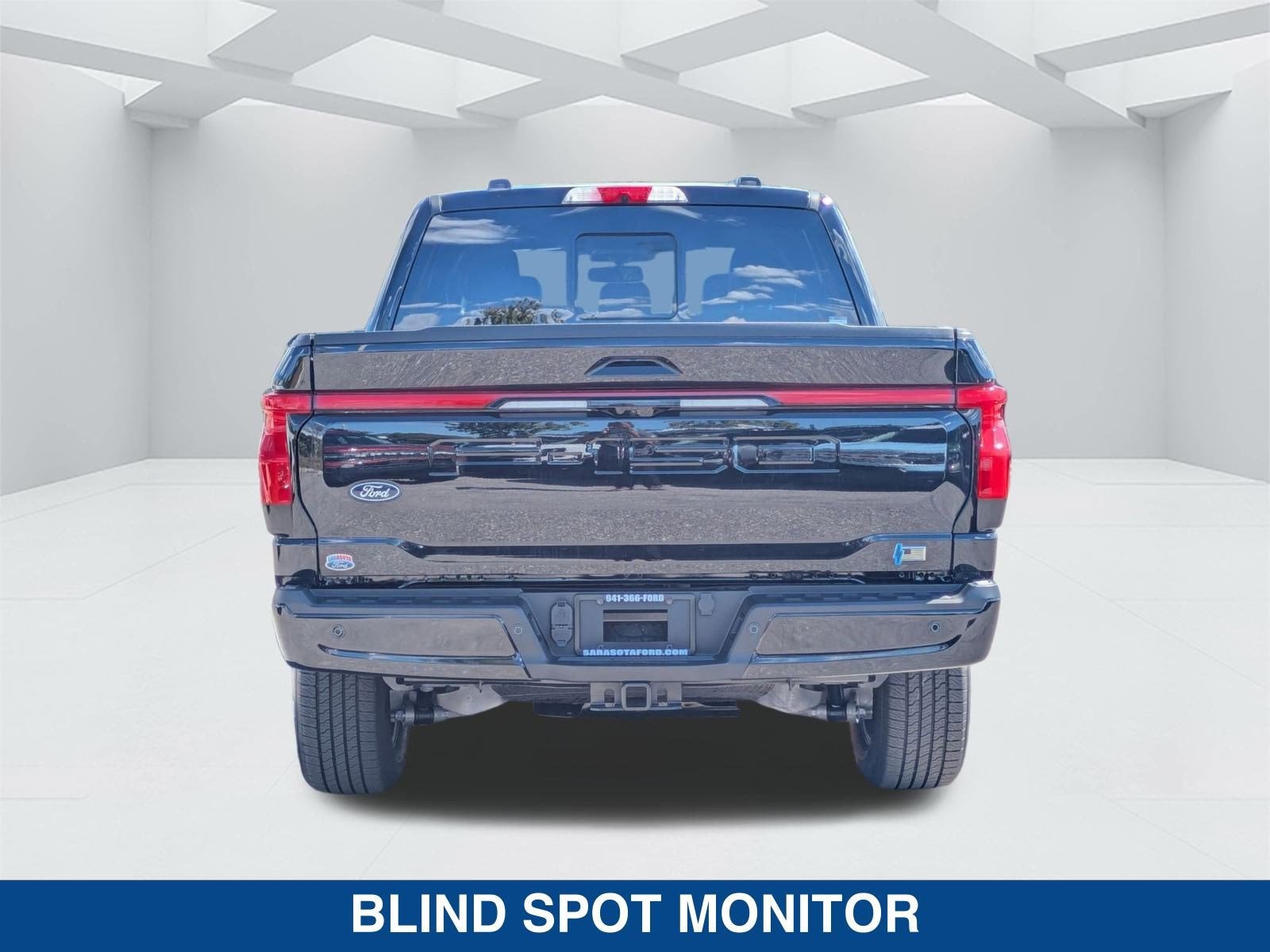 2025 Ford F-150 Lightning Lariat