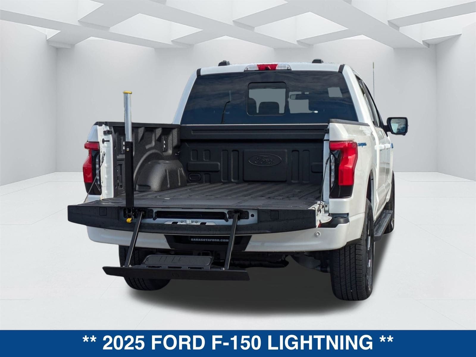 2025 Ford F-150 Lightning Lariat