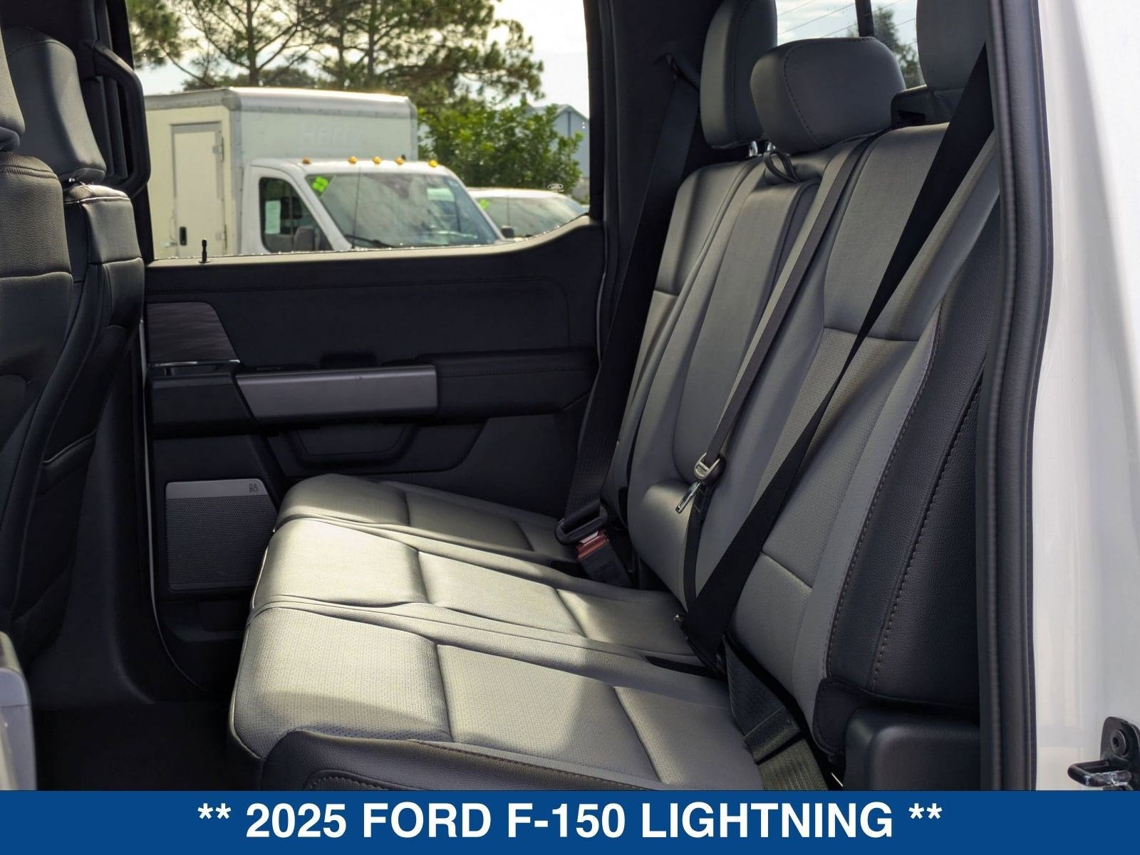 2025 Ford F-150 Lightning Lariat