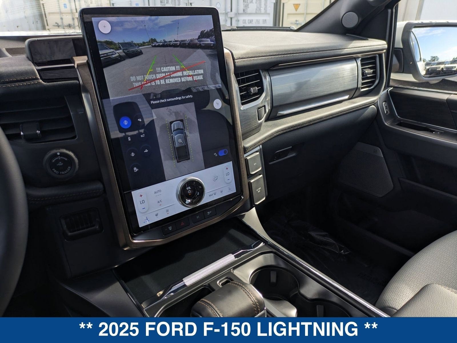 2025 Ford F-150 Lightning Lariat