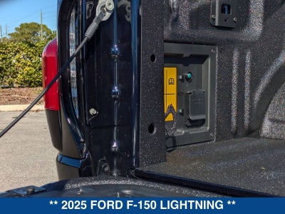2025 Ford F-150 Lightning Lariat