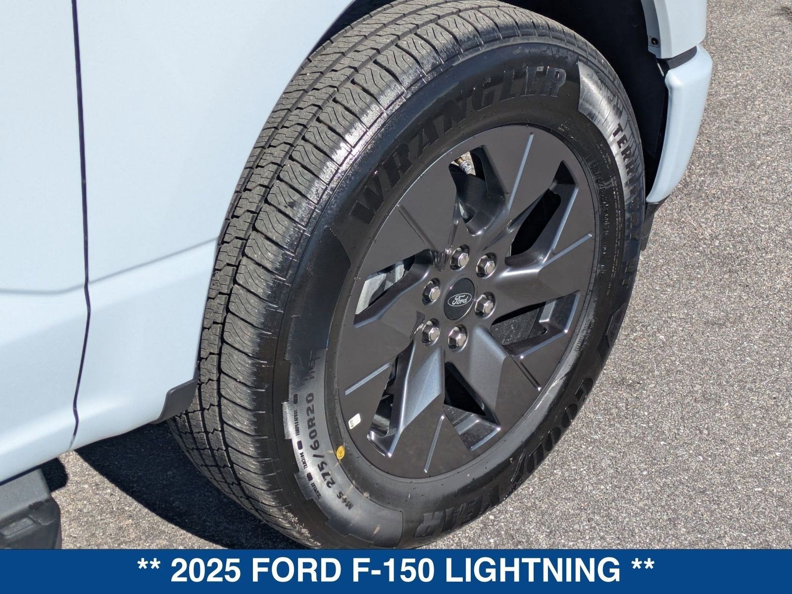 2025 Ford F-150 Lightning Lariat