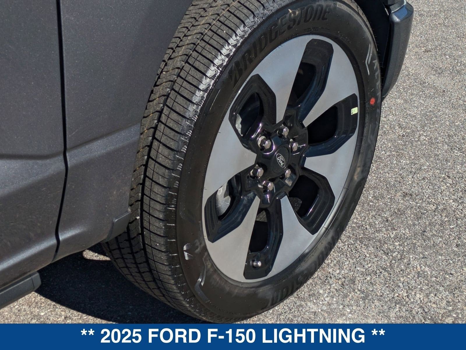 2025 Ford F-150 Lightning Platinum