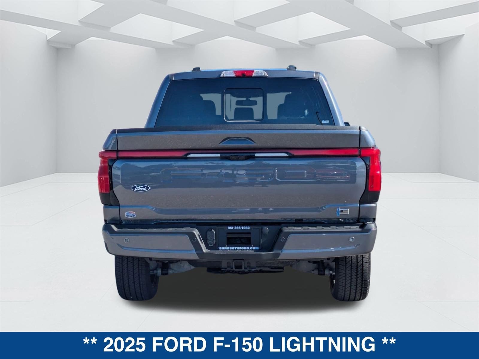 2025 Ford F-150 Lightning Platinum