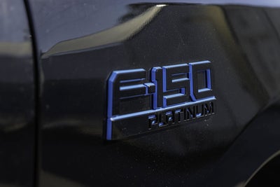2025 Ford F-150 Lightning Platinum