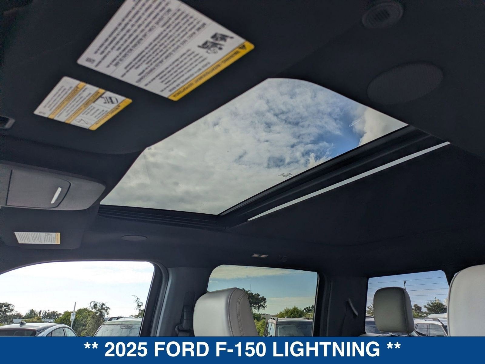 2025 Ford F-150 Lightning Platinum