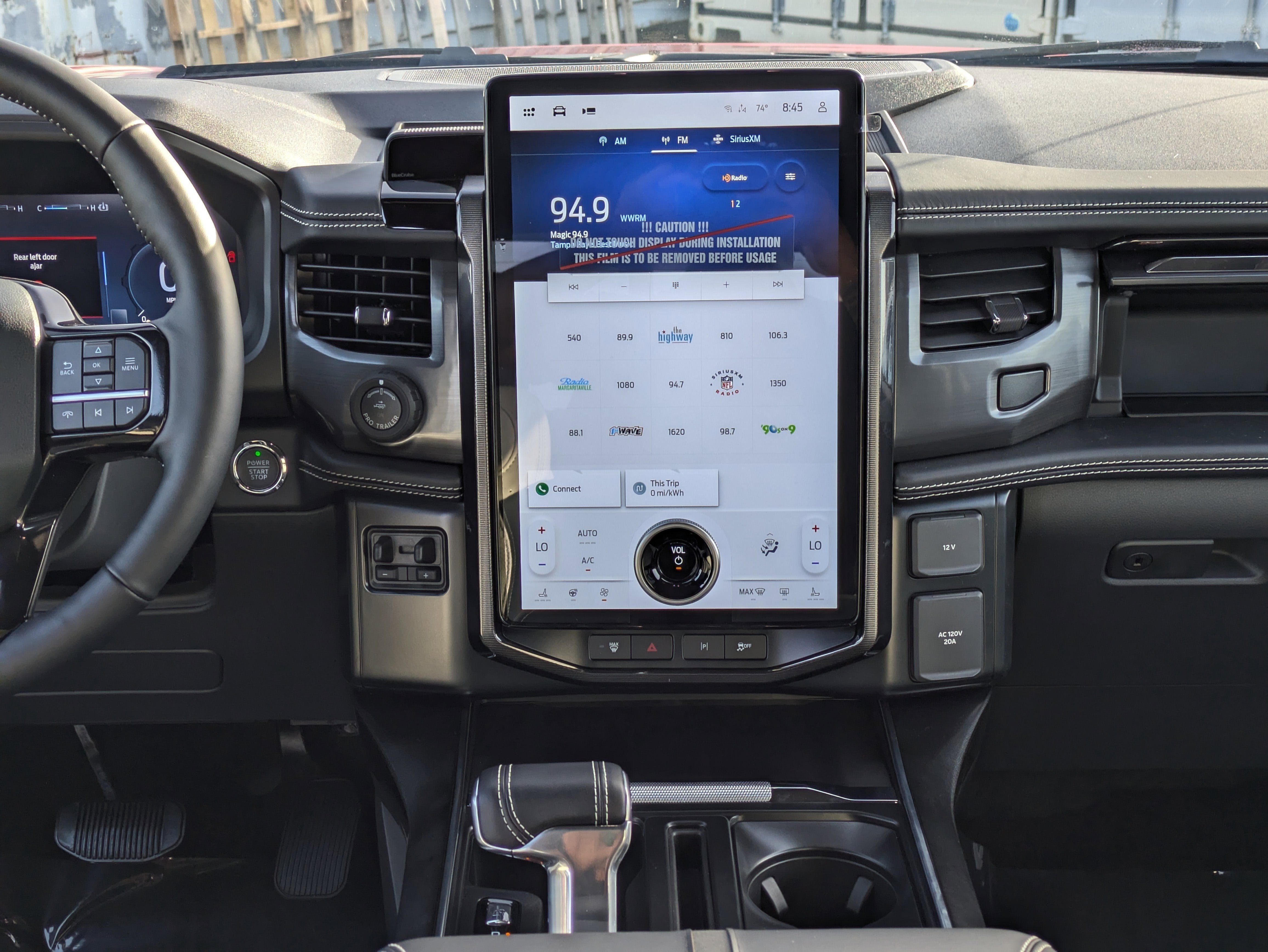 2025 Ford F-150 Lightning Platinum