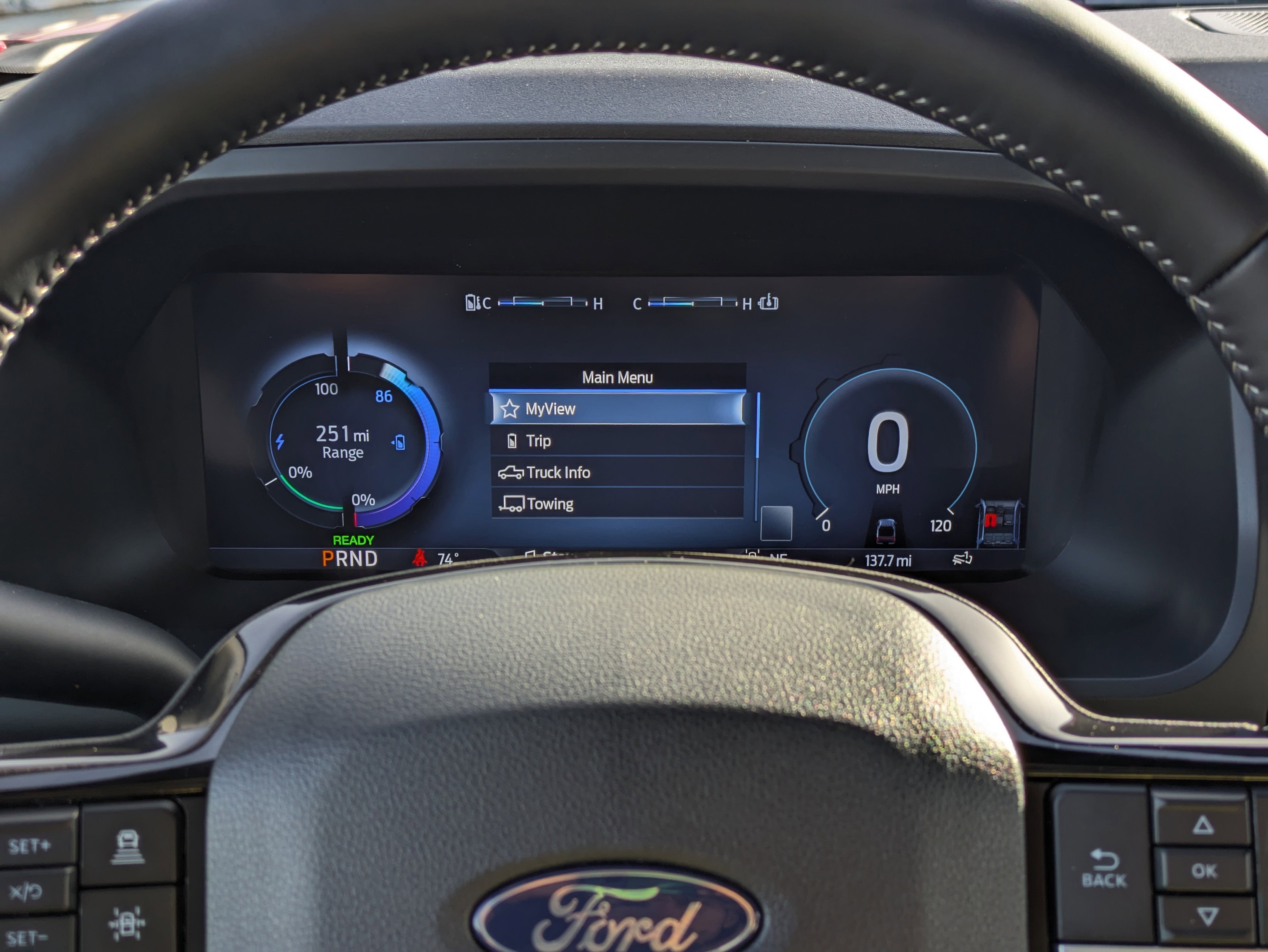 2025 Ford F-150 Lightning Platinum