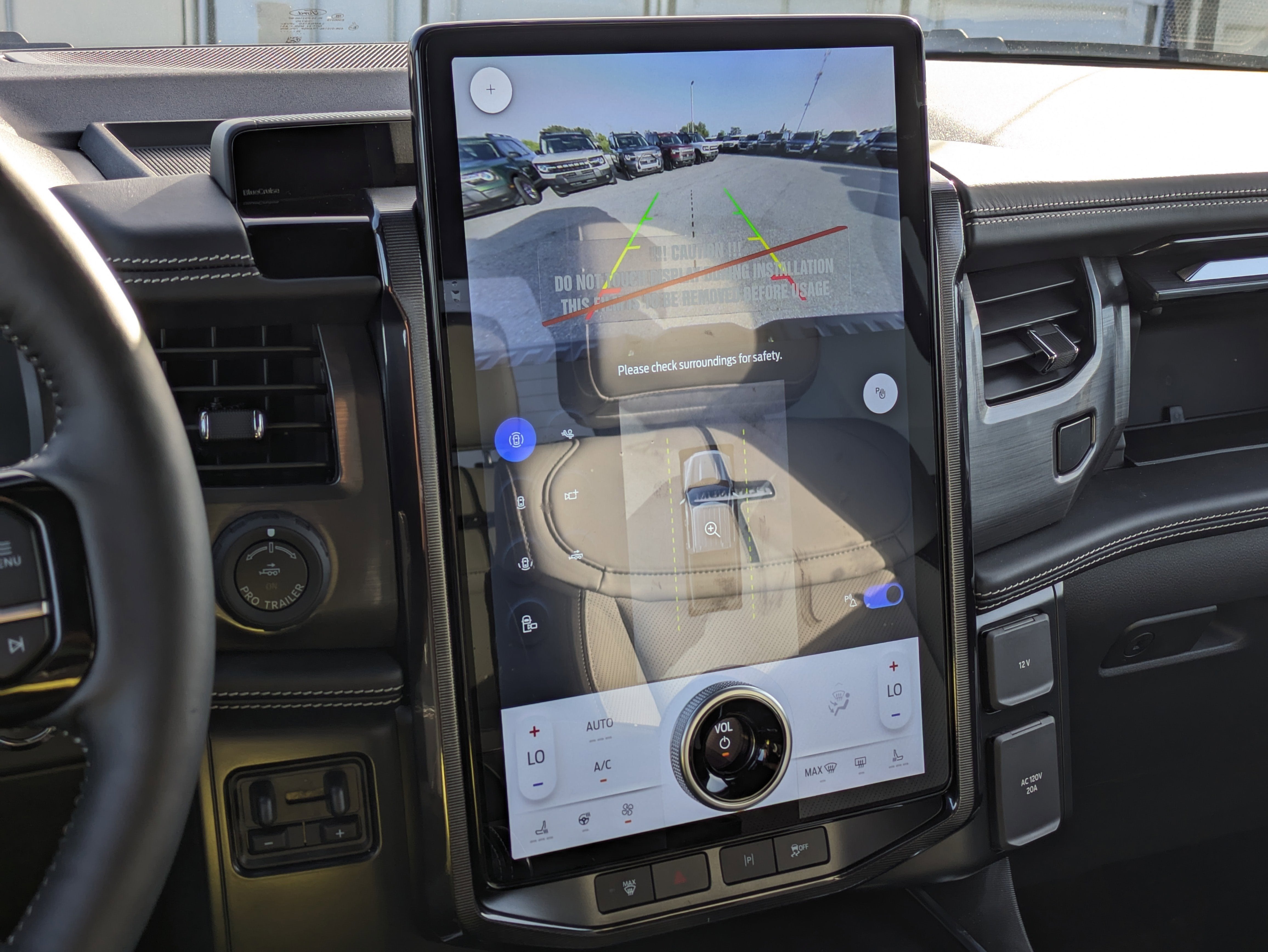 2025 Ford F-150 Lightning Platinum