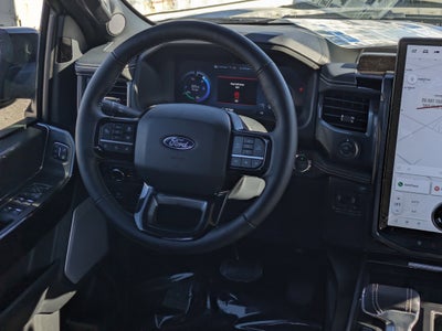 2025 Ford F-150 Lightning Platinum