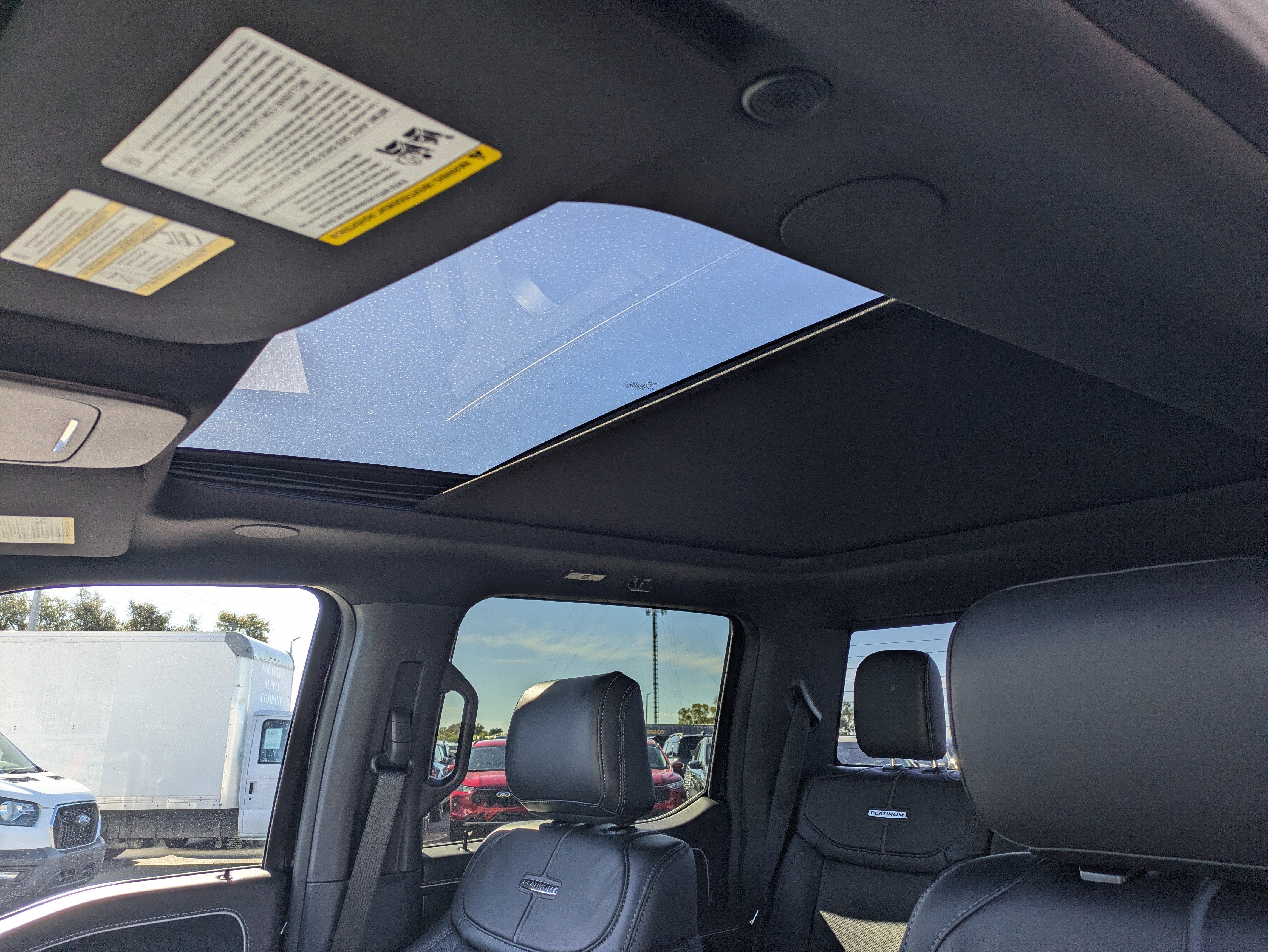 2025 Ford F-150 Lightning Platinum