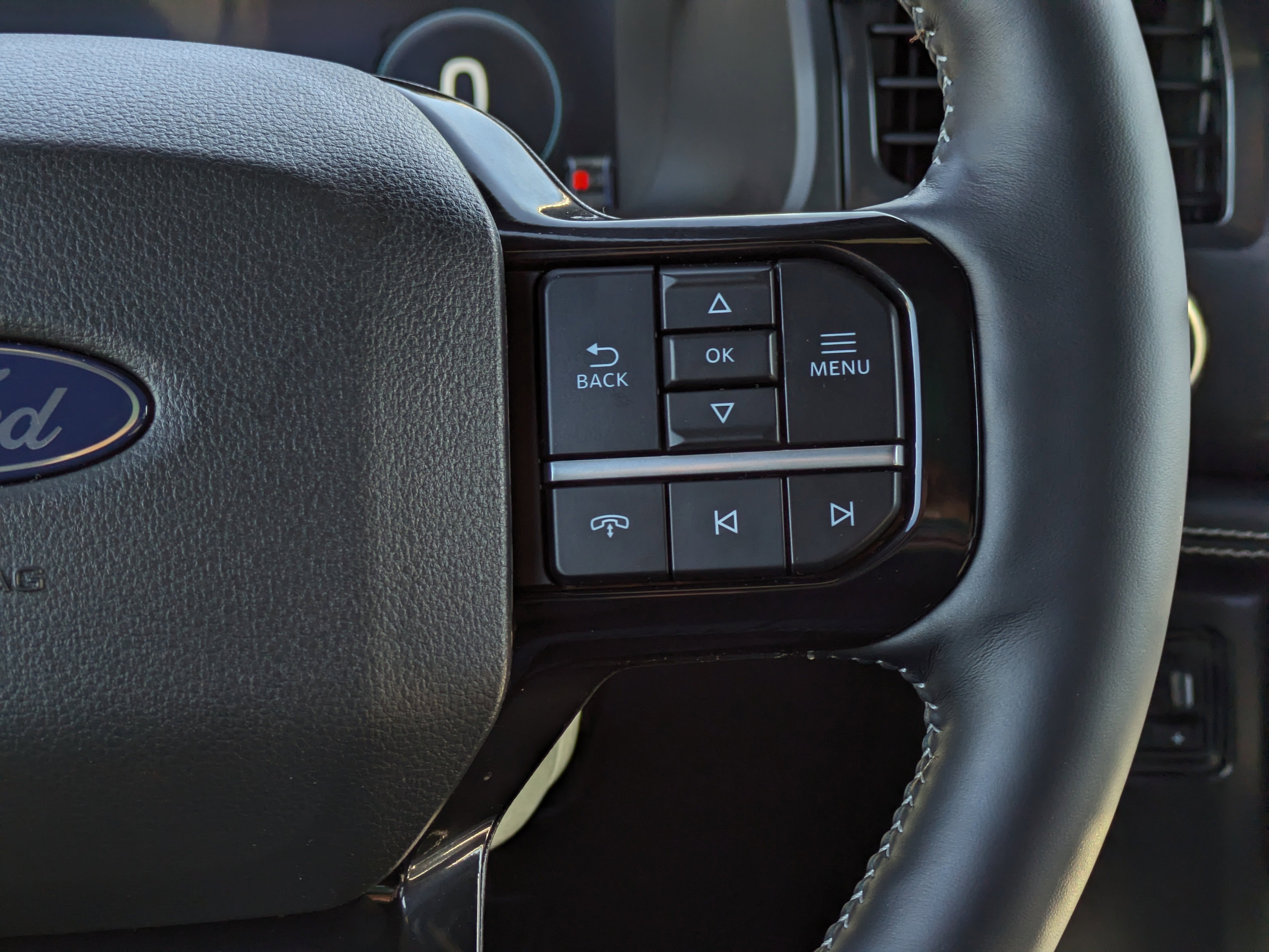 2025 Ford F-150 Lightning Platinum