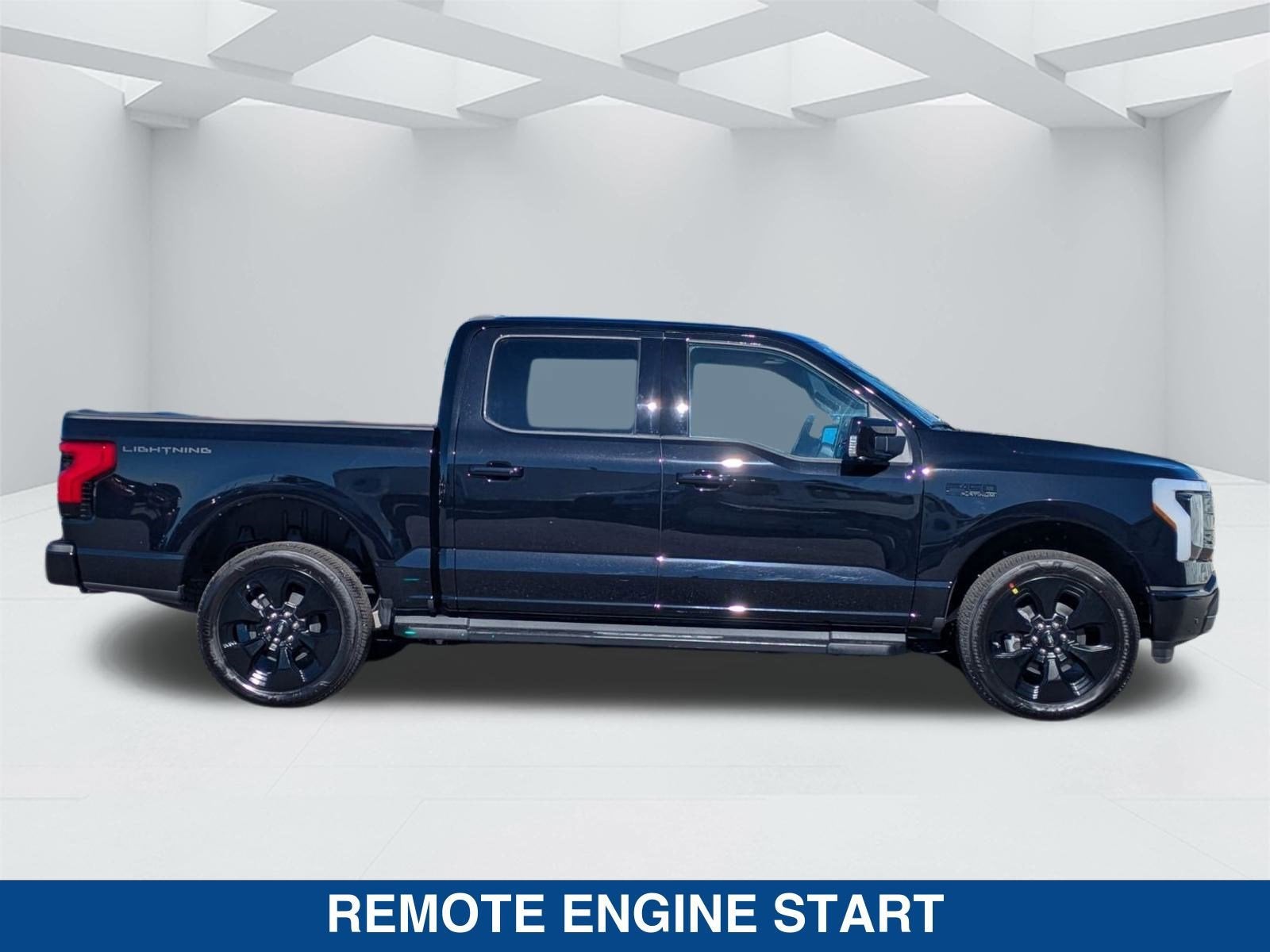 2025 Ford F-150 Lightning Platinum