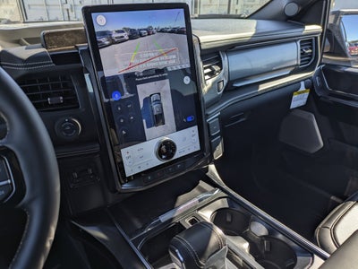 2025 Ford F-150 Lightning Platinum