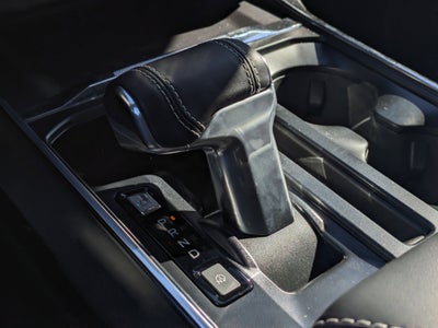 2025 Ford F-150 Lightning Platinum