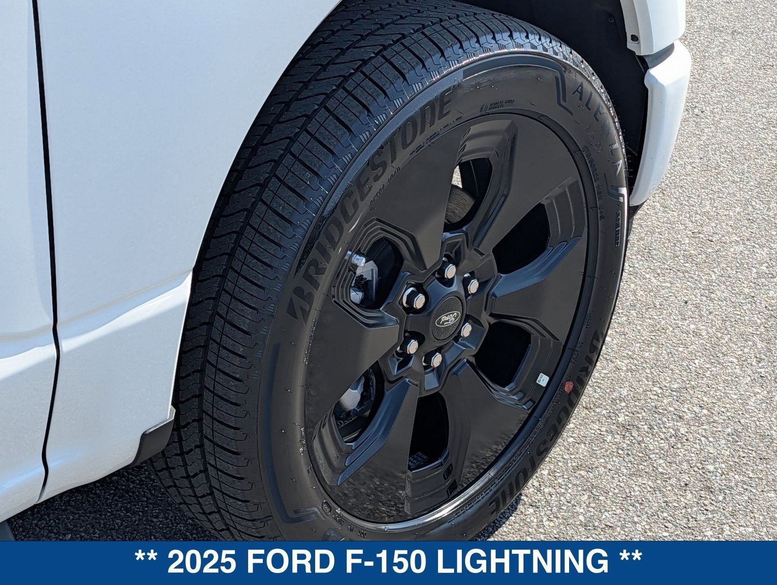 2025 Ford F-150 Lightning Platinum