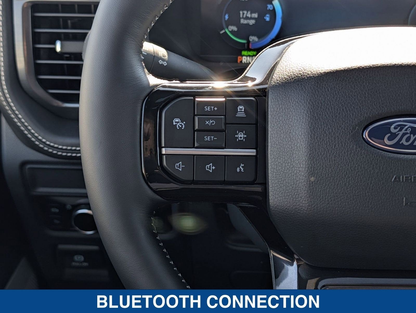 2025 Ford F-150 Lightning Platinum