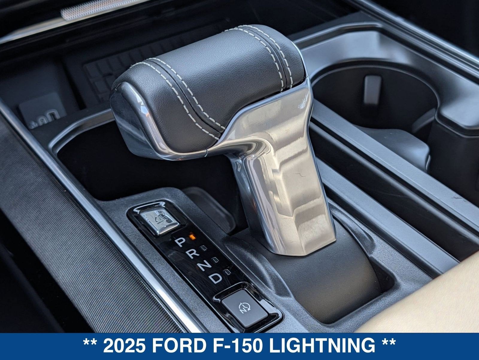 2025 Ford F-150 Lightning Platinum